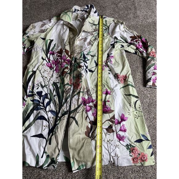 Chico's Colorful Floral Green Cream Short Trench Coat Jacket Size XXL (4) - Picture 6 of 7